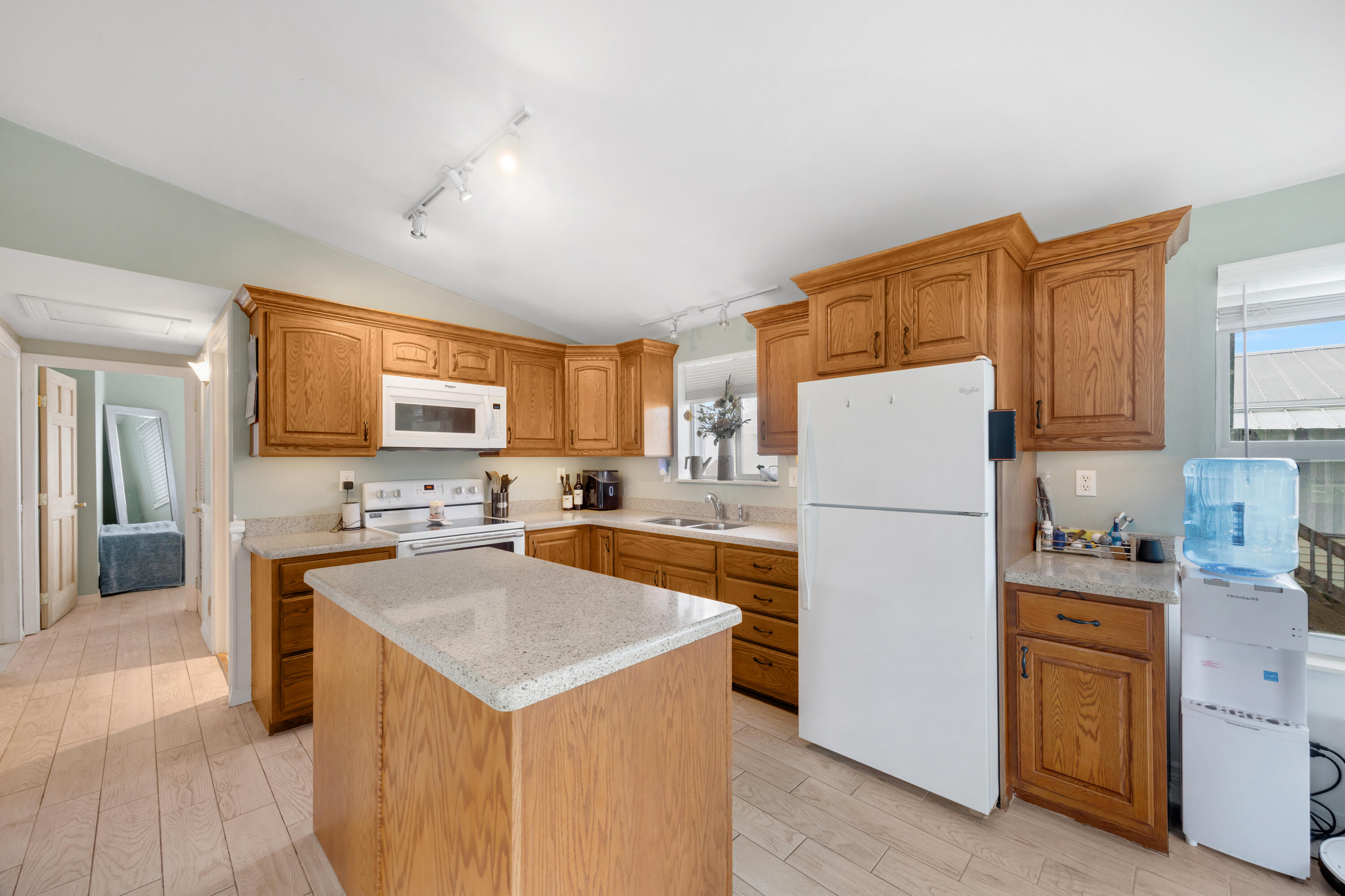 31142 Ave I