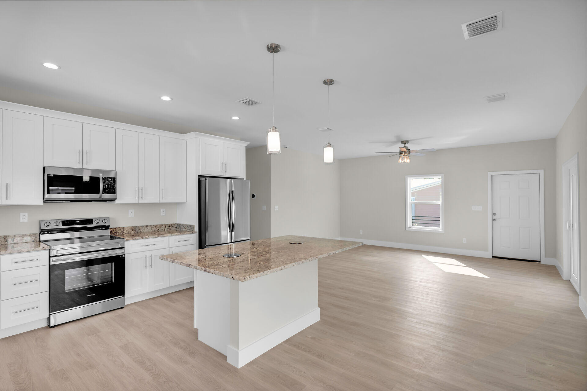 22737 Blackbeard Lane
