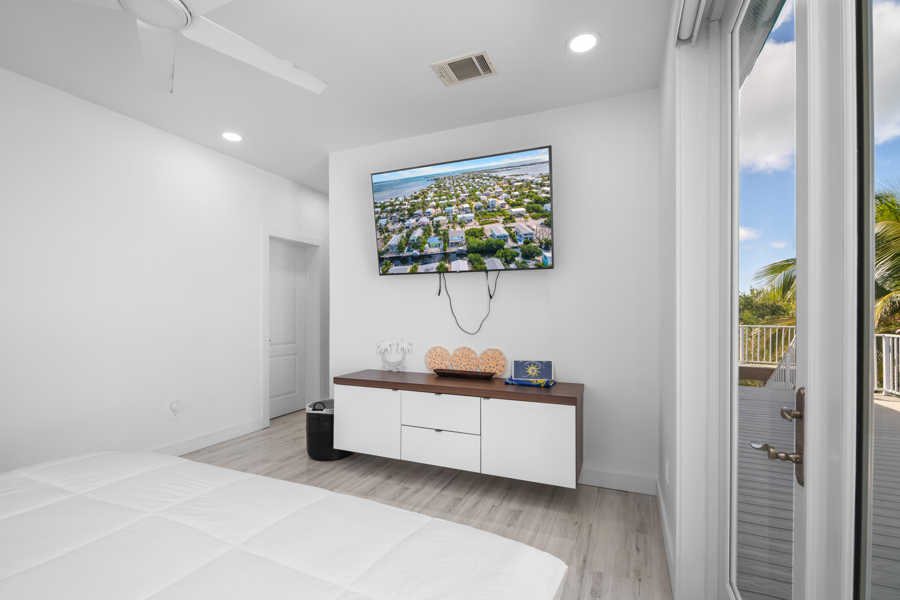 27405 Guadaloupe Lane