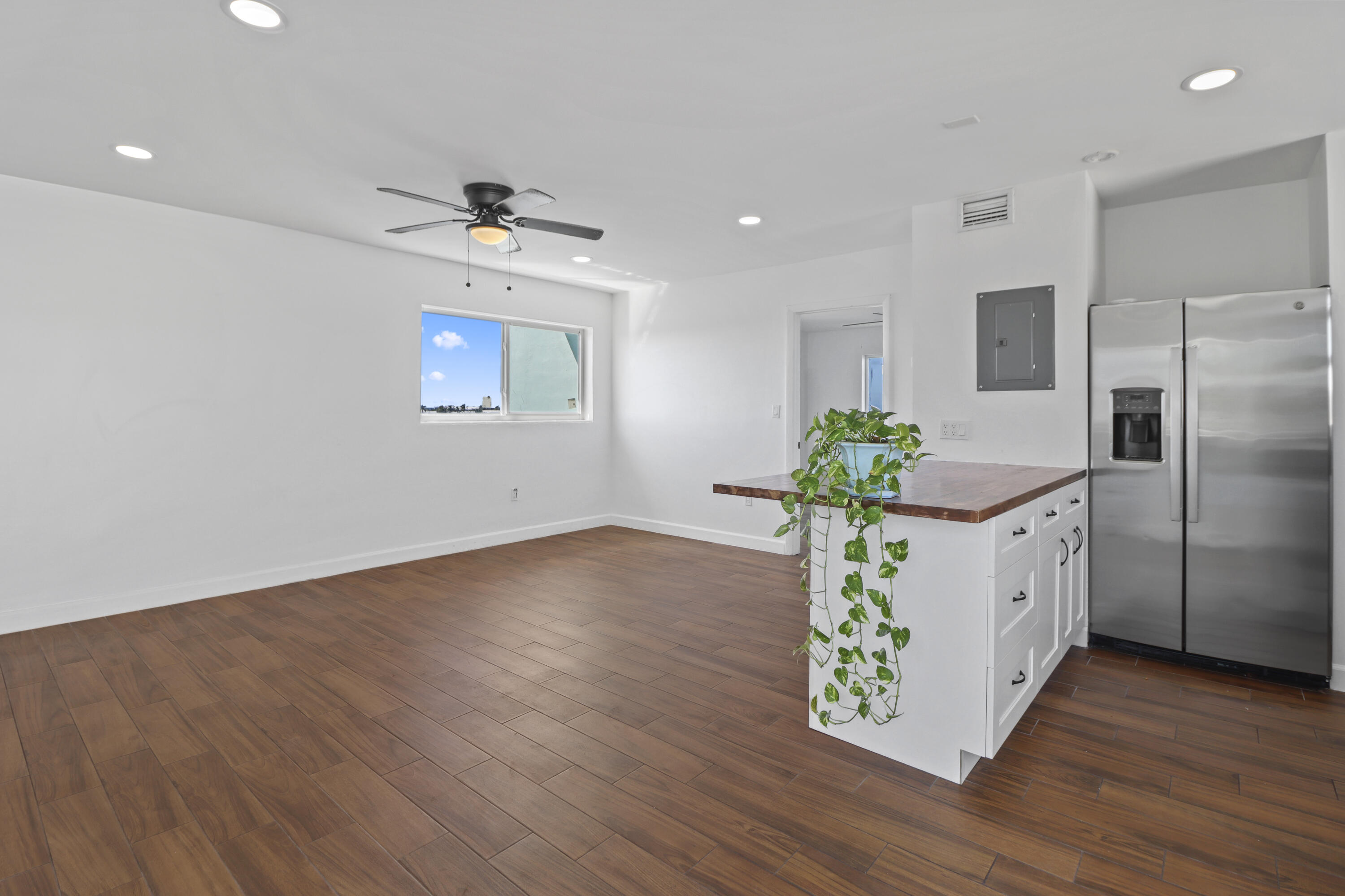 201 Coppitt Road Unit: 301A