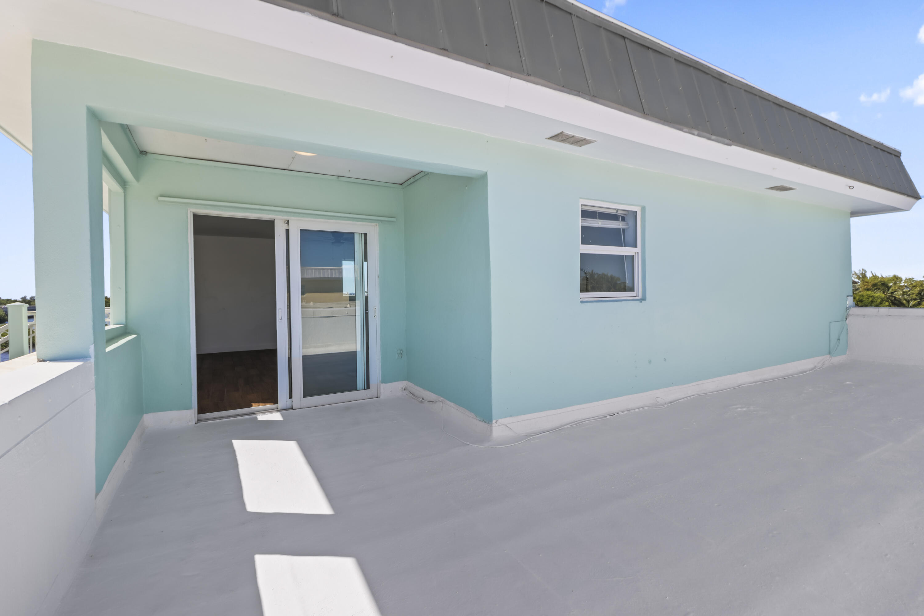 201 Coppitt Road Unit: 301A