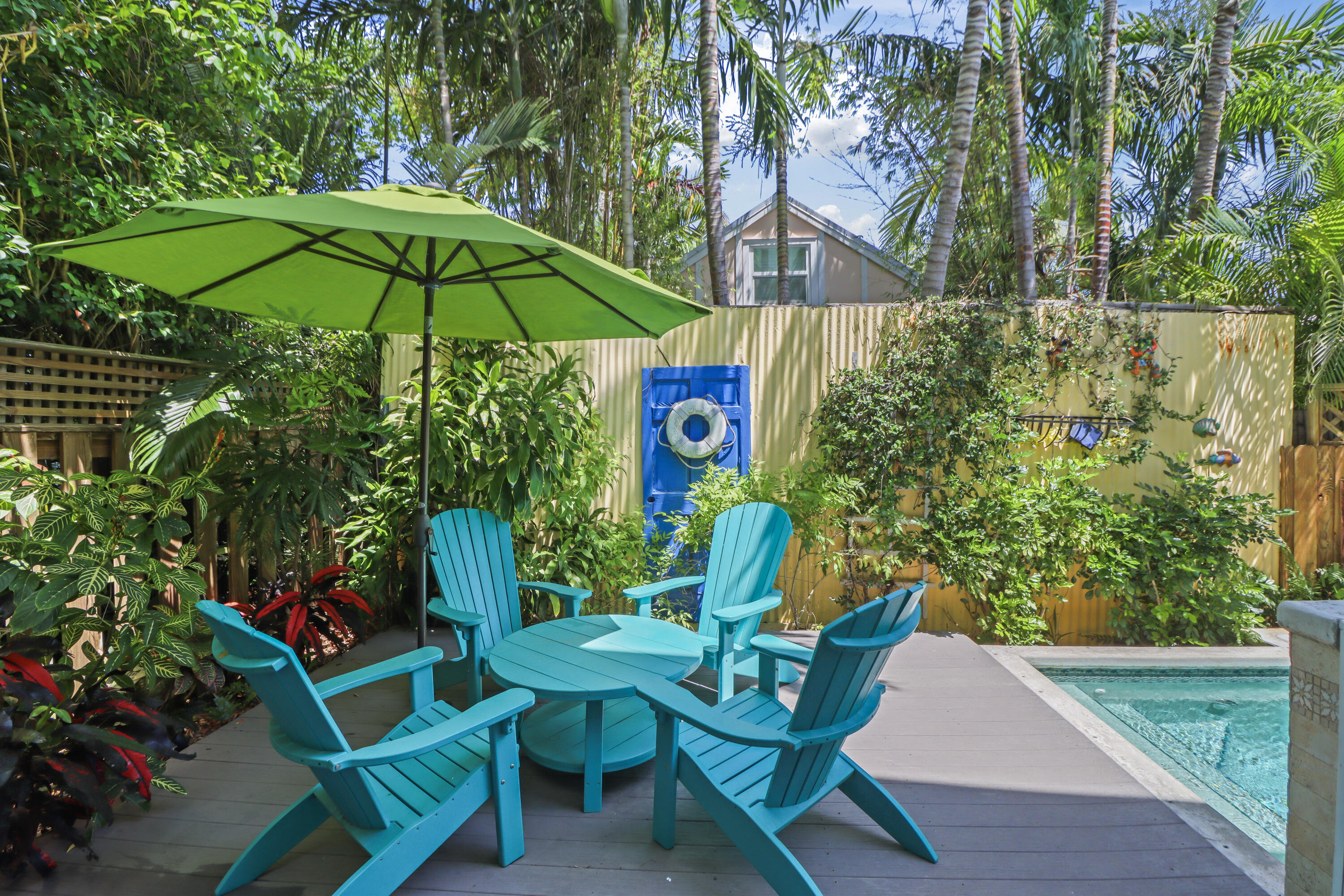 1033 Catherine Street