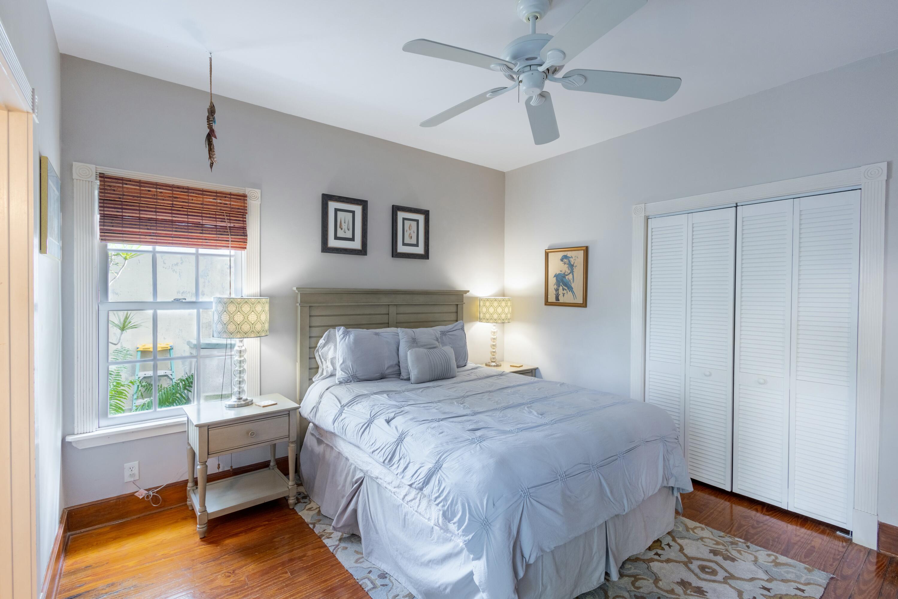 1033 Catherine Street