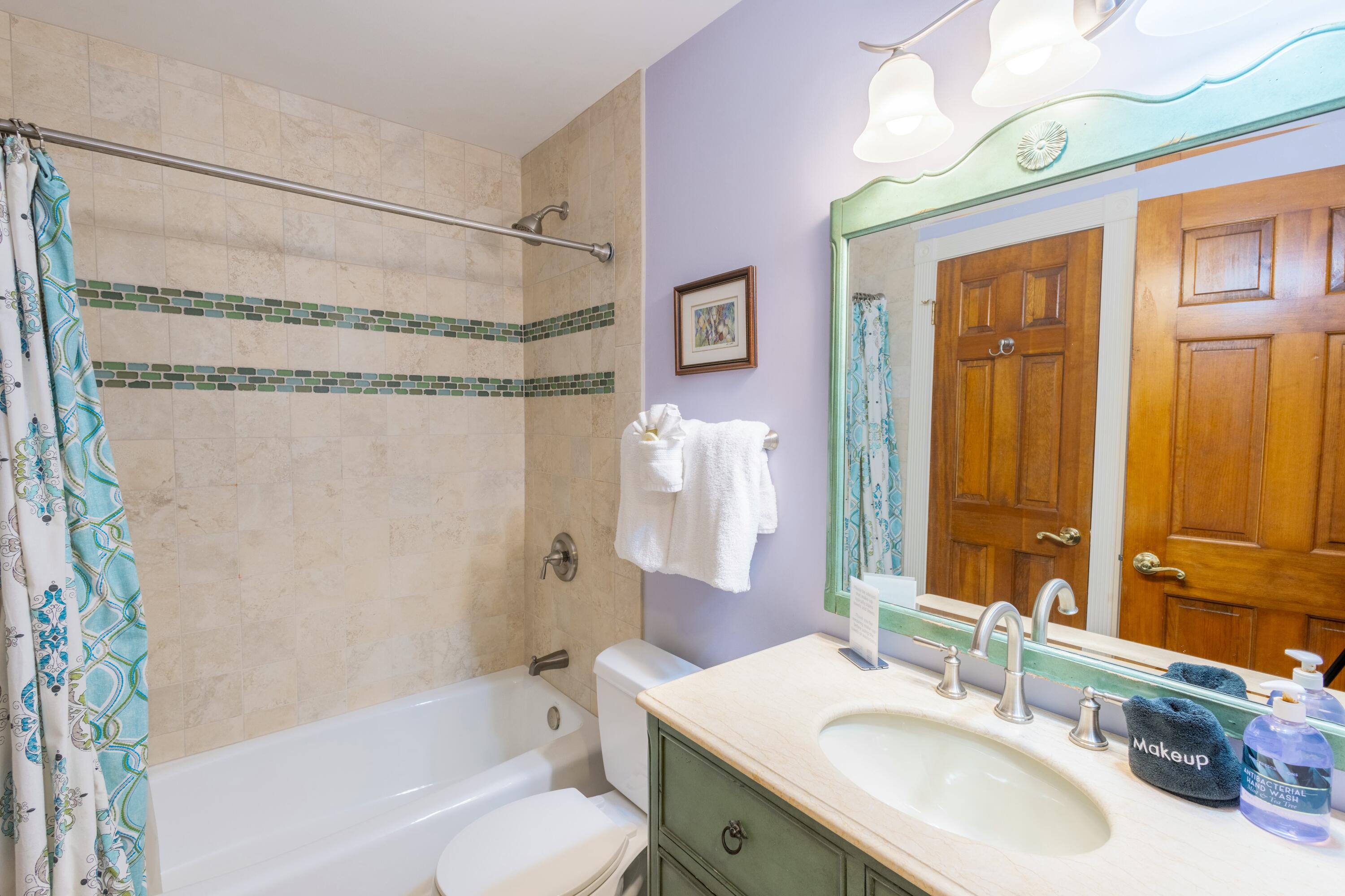 1033 Catherine Street