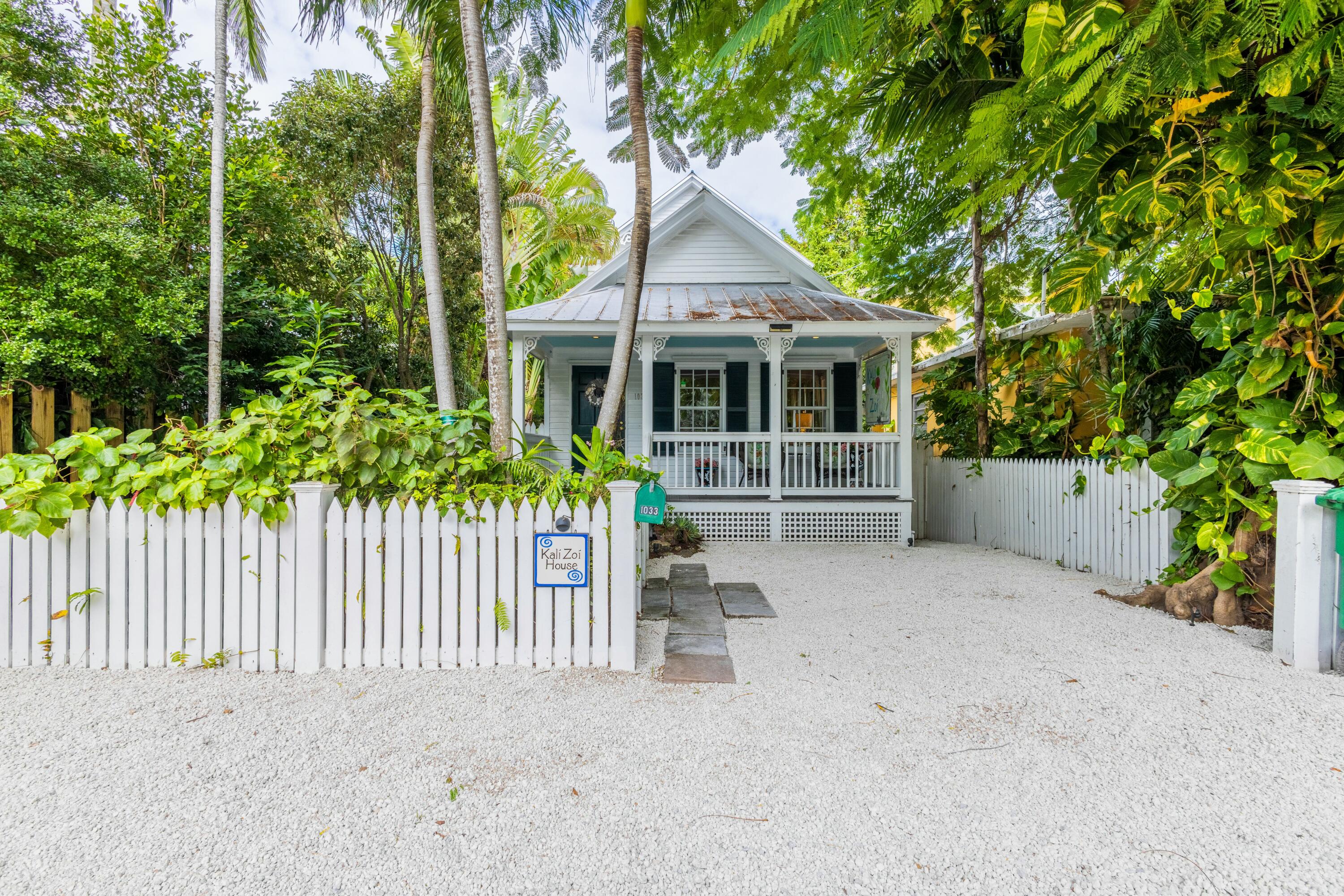 1033 Catherine Street