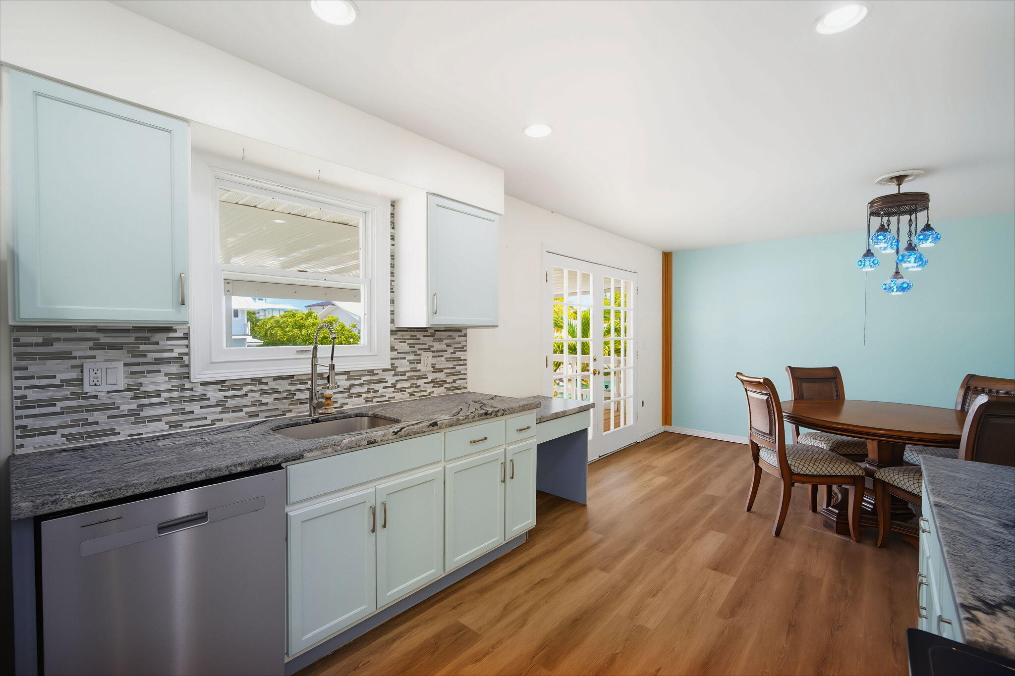 7 Diamond Drive