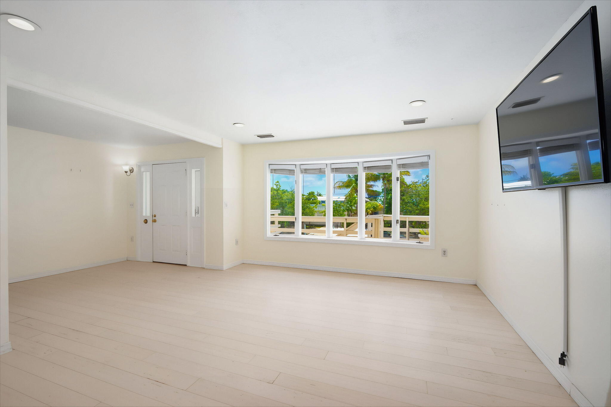 7 Diamond Drive