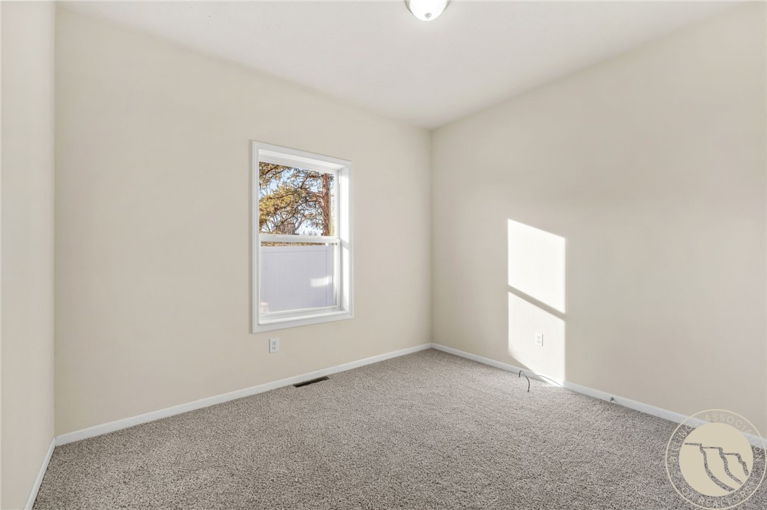 1538 Twin Oaks DRIVE