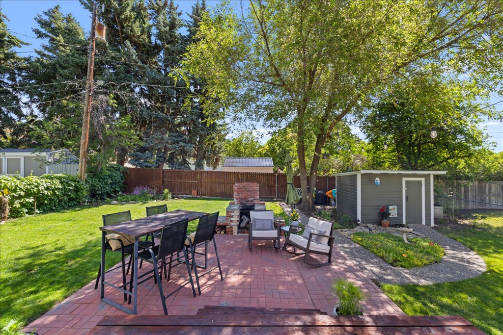 2721 Glenwood Lane