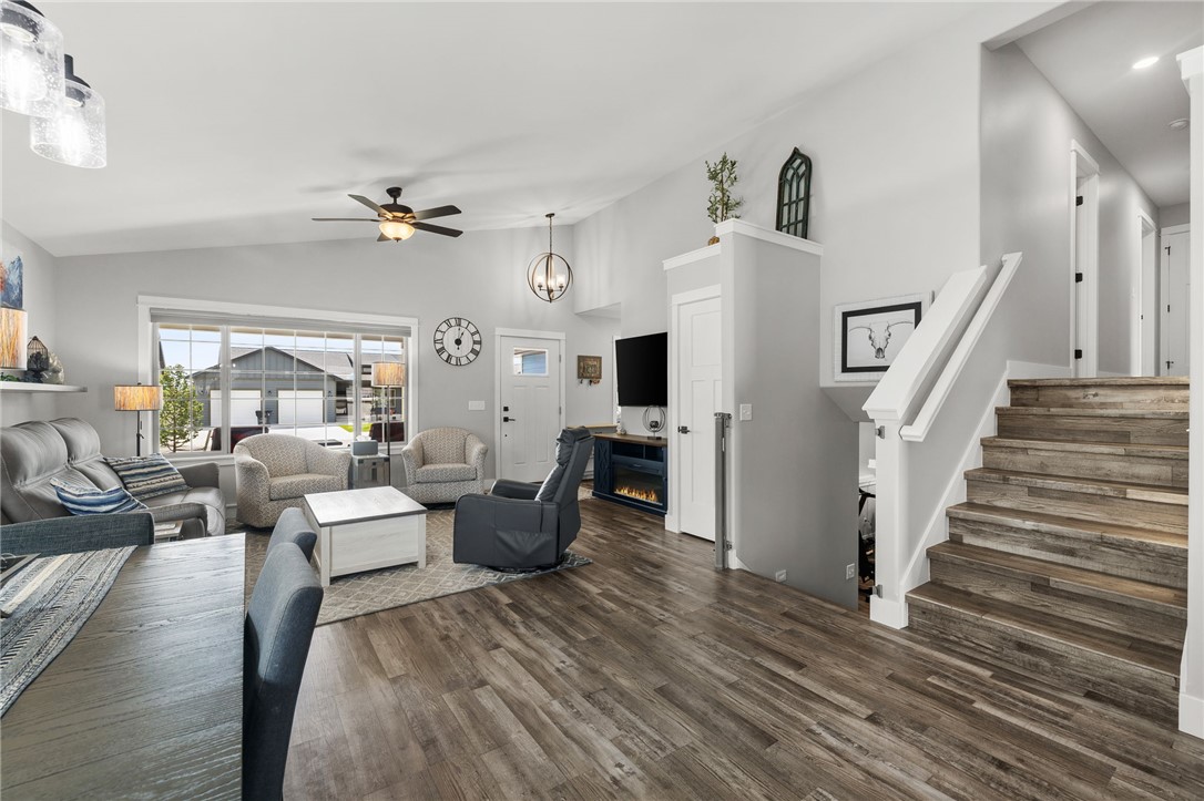 5811 Bear Track Trail