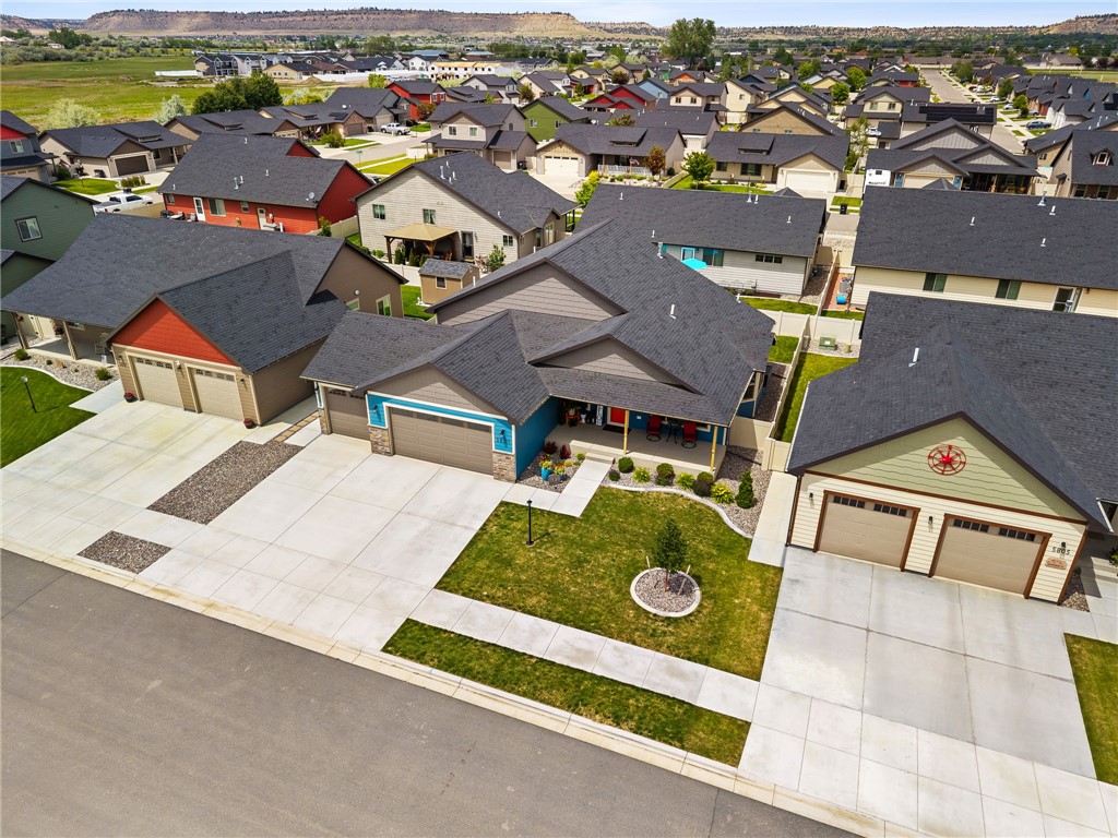 5811 Bear Track Trail