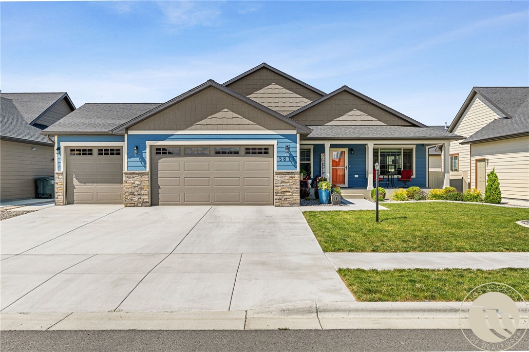 5811 Bear Track Trail