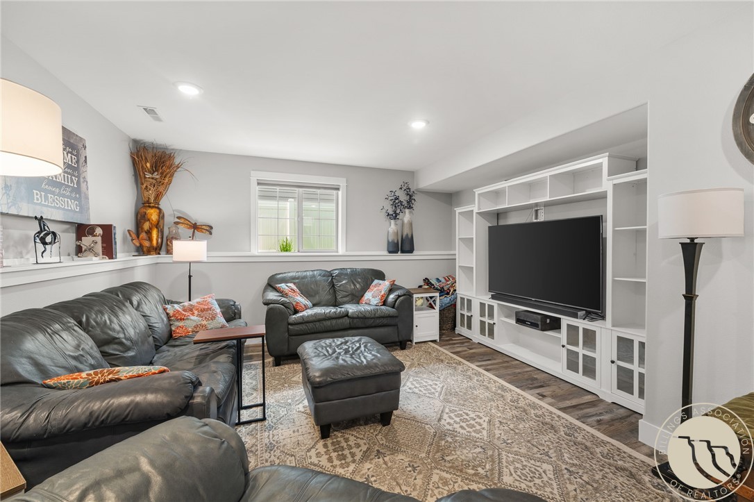 5811 Bear Track Trail