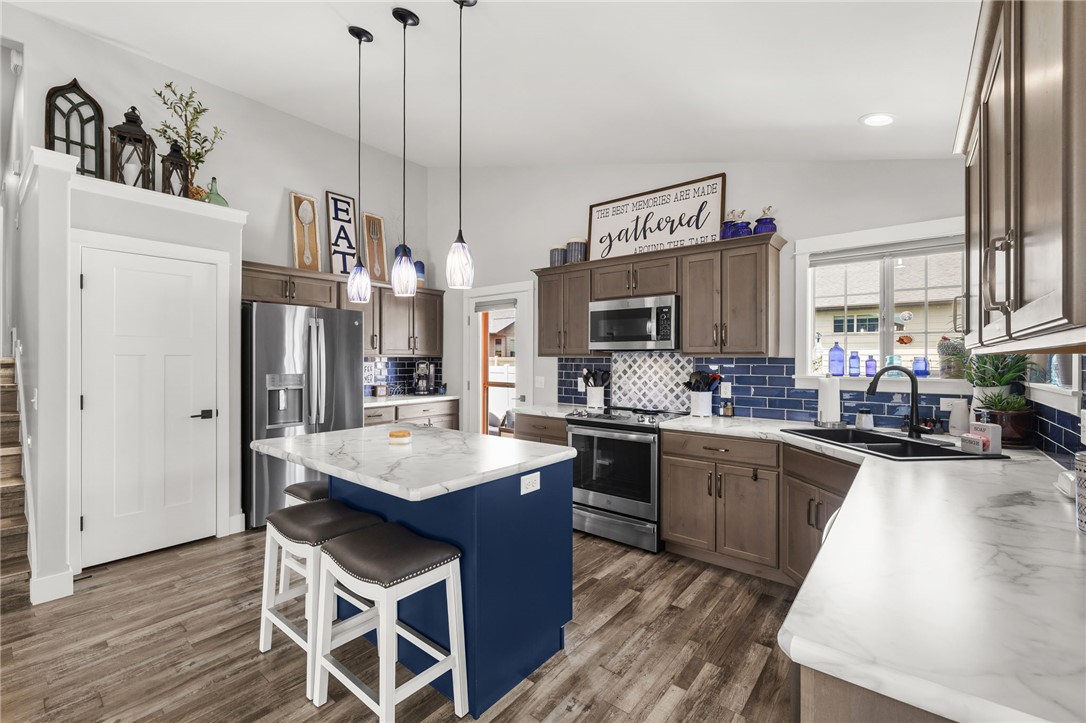 5811 Bear Track Trail