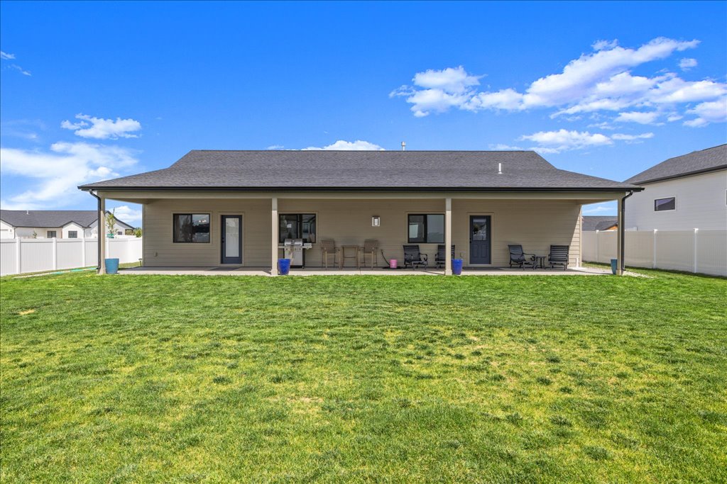 2216 Slate Road