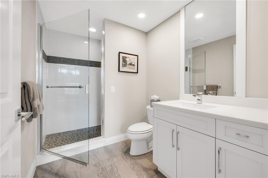 455 Cove Tower DR 304