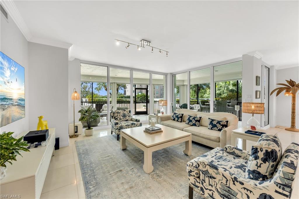 455 Cove Tower DR 304