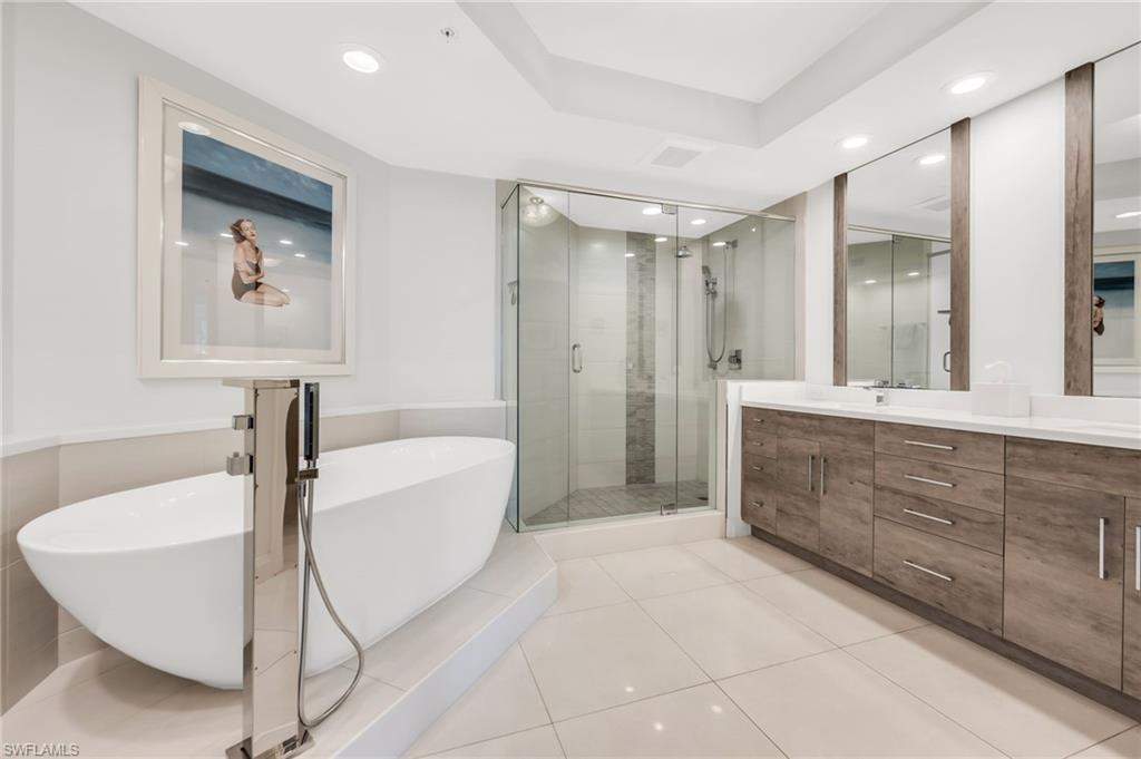 455 Cove Tower DR 304