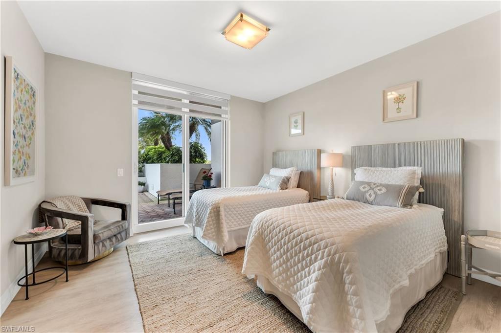 455 Cove Tower DR 304