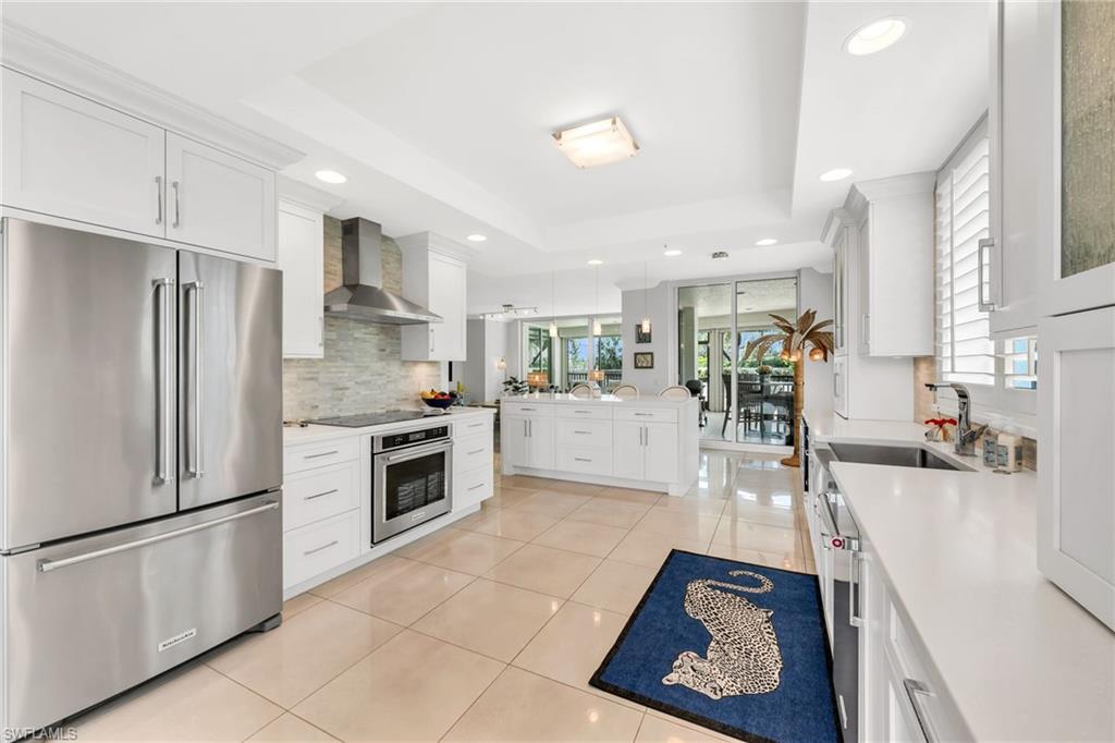 455 Cove Tower DR 304