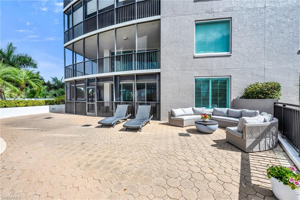 455 Cove Tower DR 304