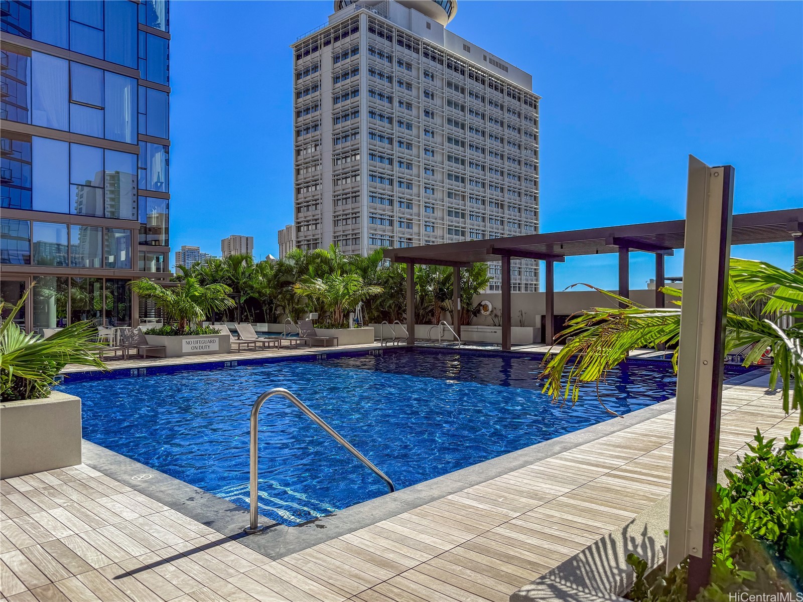 1390 Kapiolani Boulevard 3906