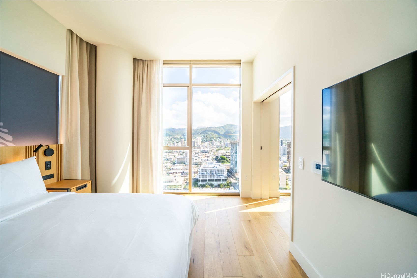 1390 Kapiolani Boulevard 3906