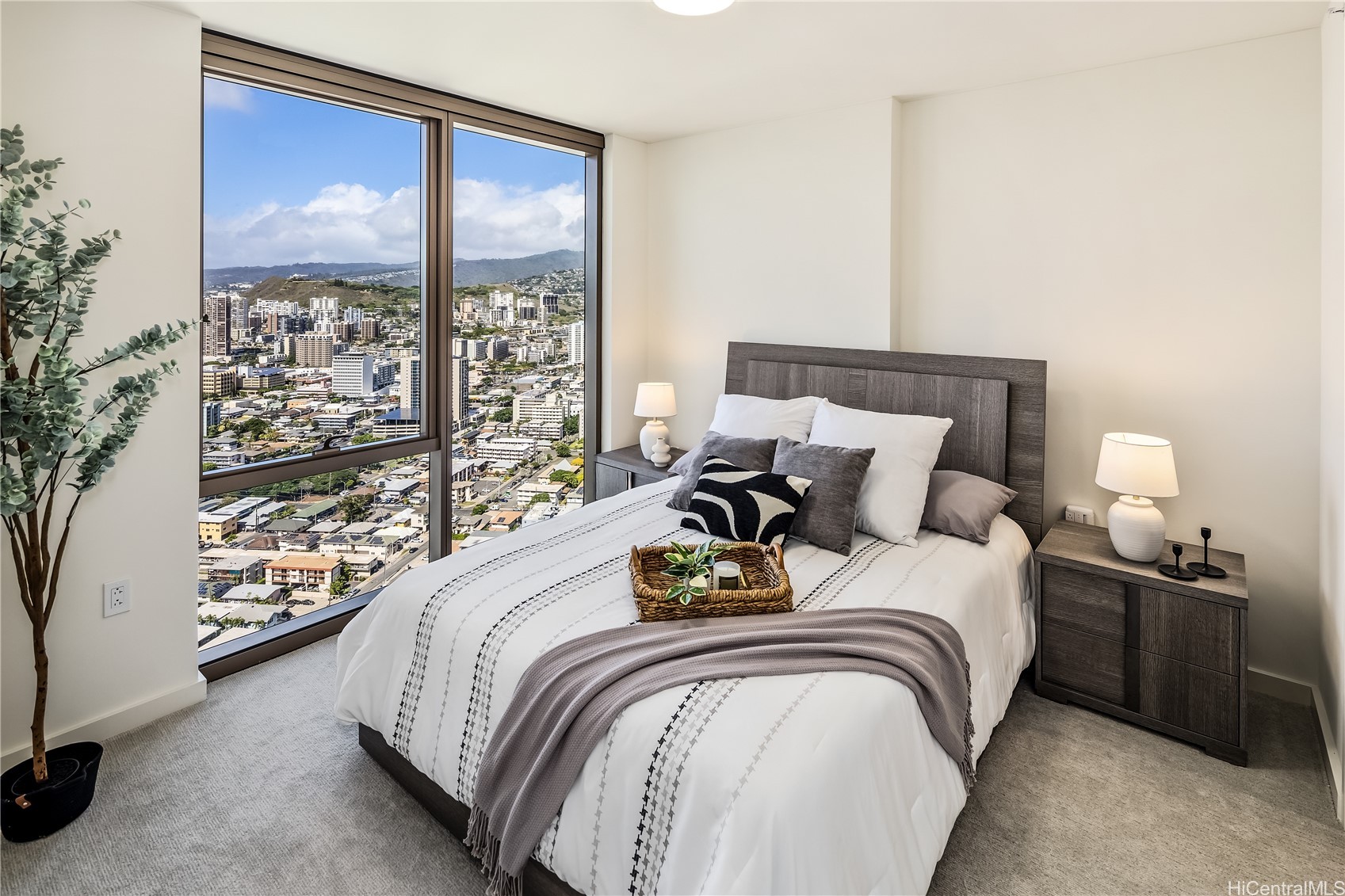 1388 Kapiolani Boulevard 3906