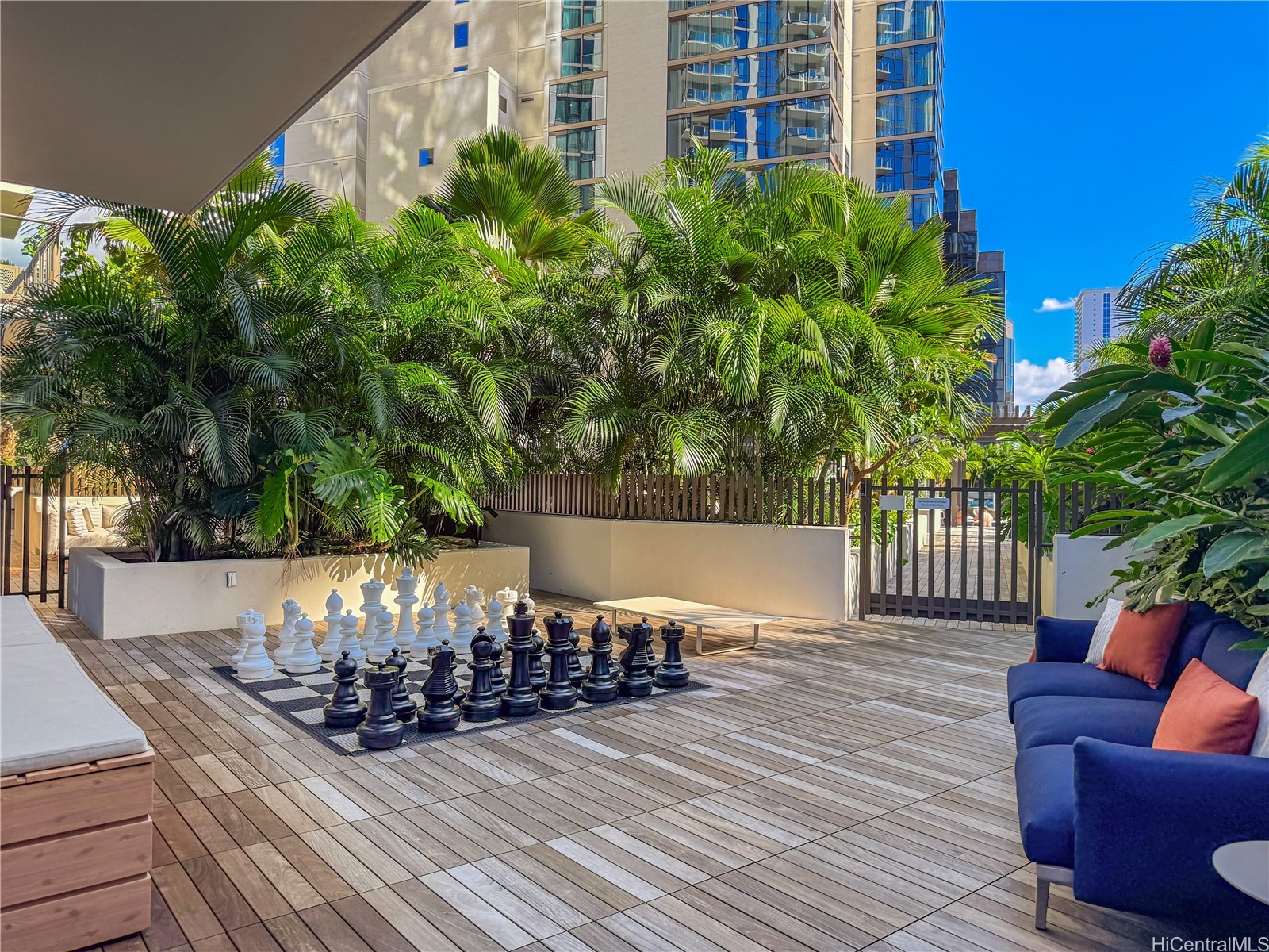1388 Kapiolani Boulevard 907