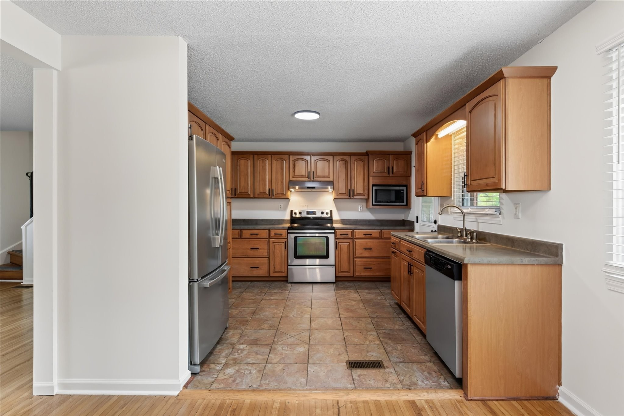 322 Plantation Dr