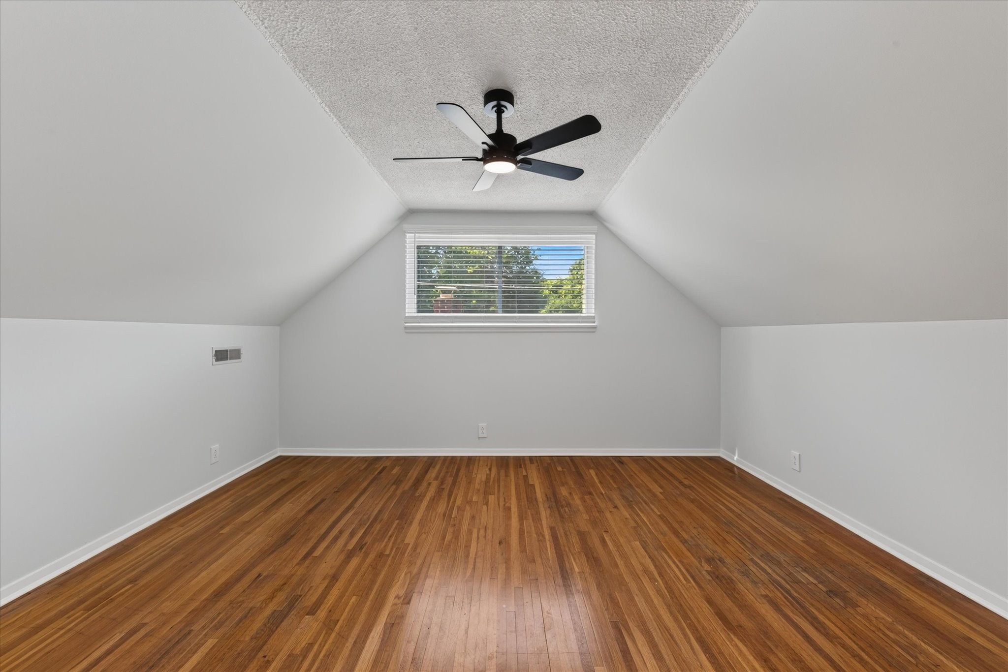 322 Plantation Dr