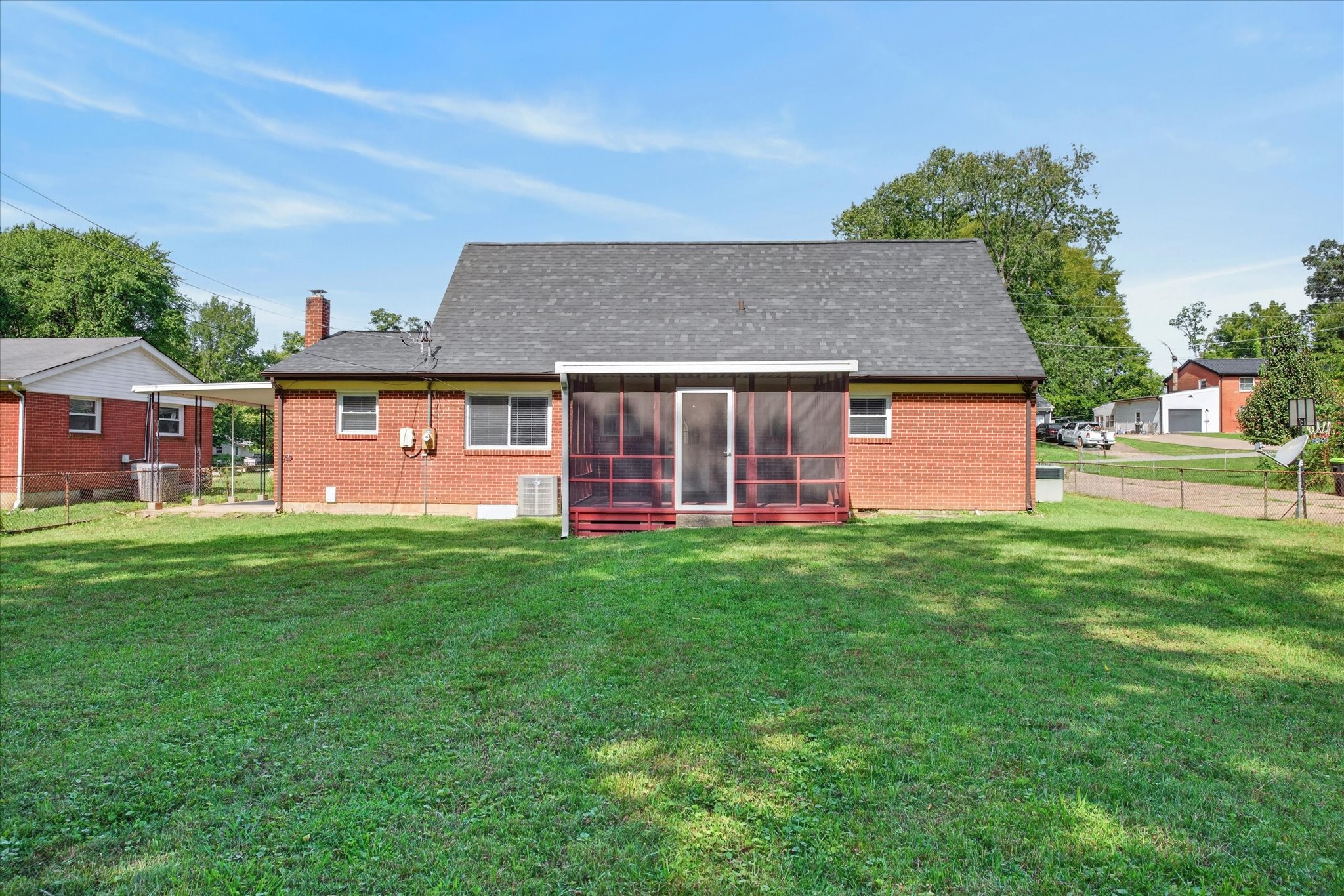 322 Plantation Dr