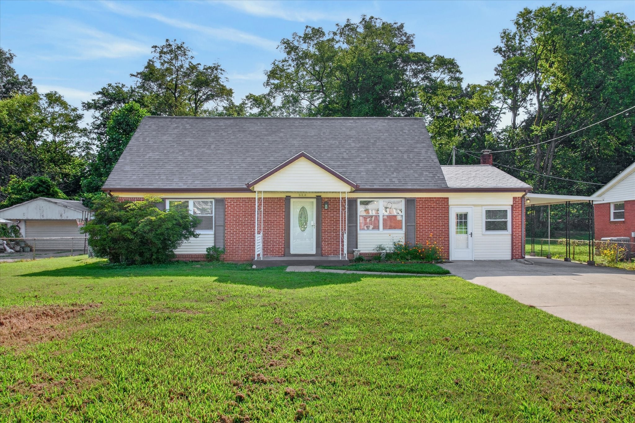 322 Plantation Dr Clarksville Tn Us 37042 Rtc3520304