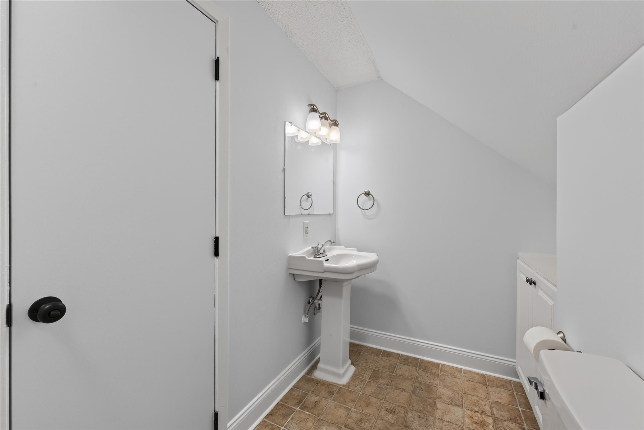 322 Plantation Dr
