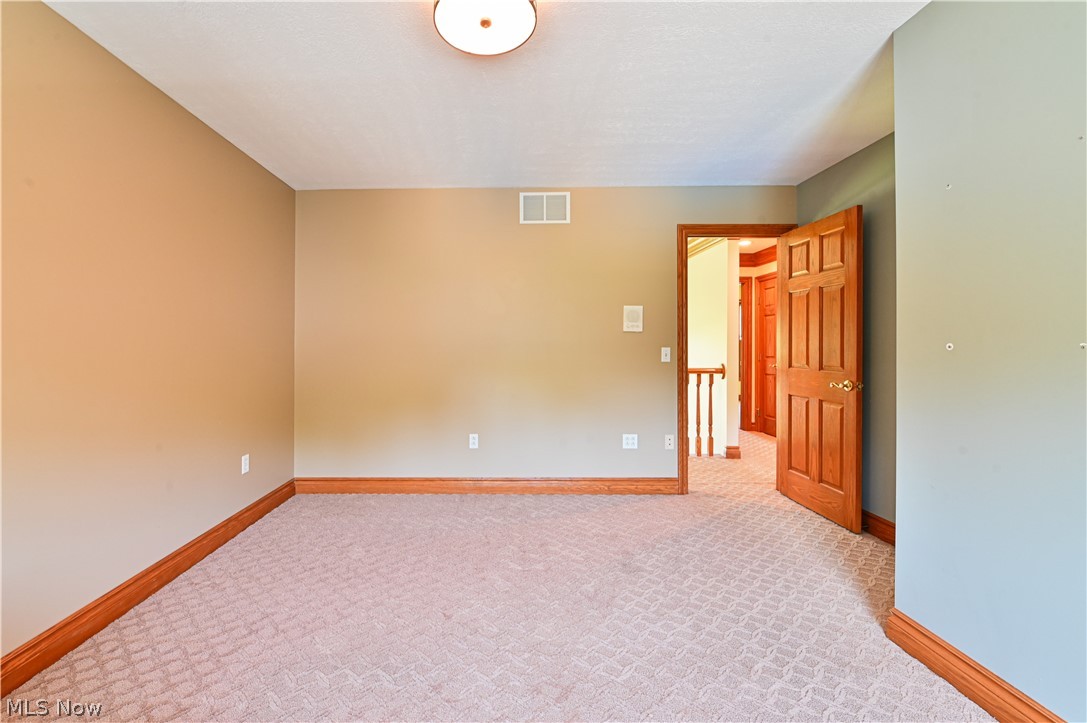 3226 Hardwood Hollow