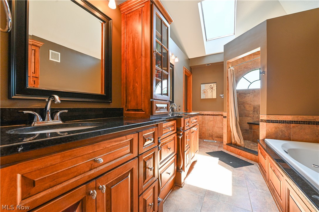3226 Hardwood Hollow