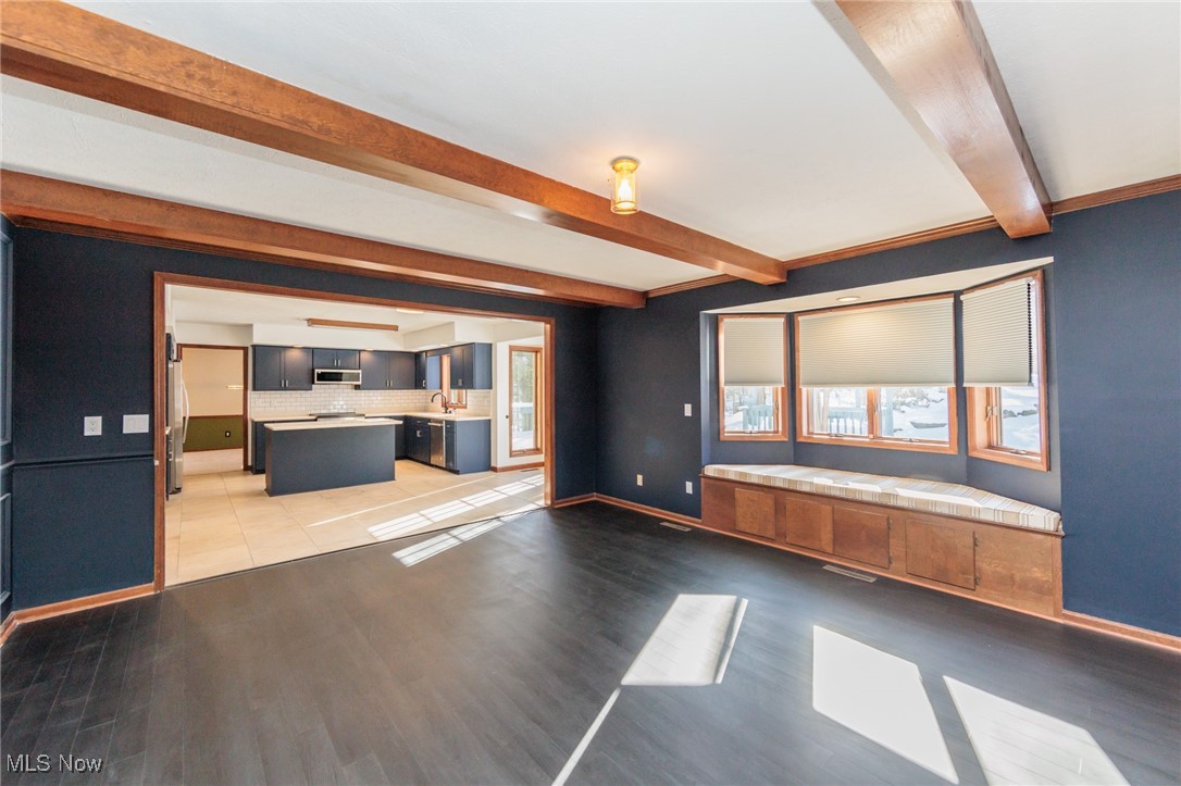 6631 Queens Way