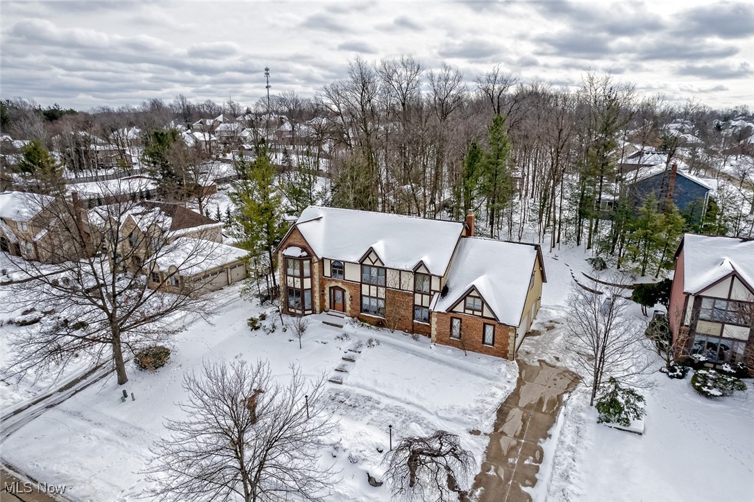 6631 Queens Way