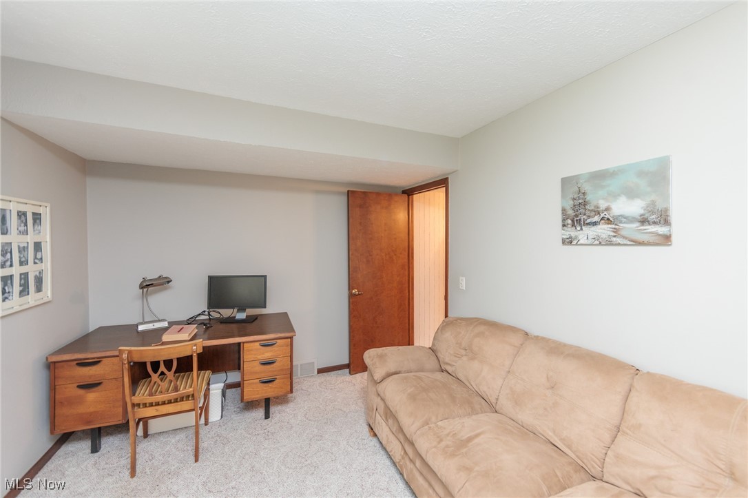5761 Goodman Circle