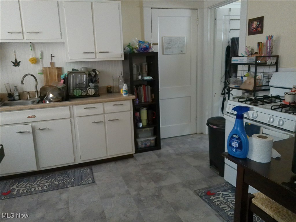16001 Arcade Avenue