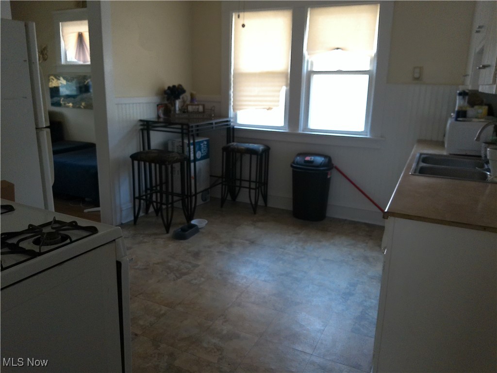 16001 Arcade Avenue