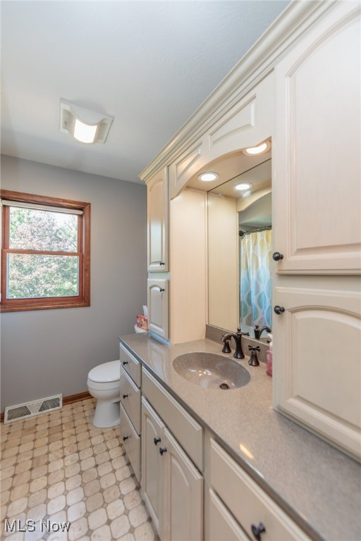 18987 Laurell Circle