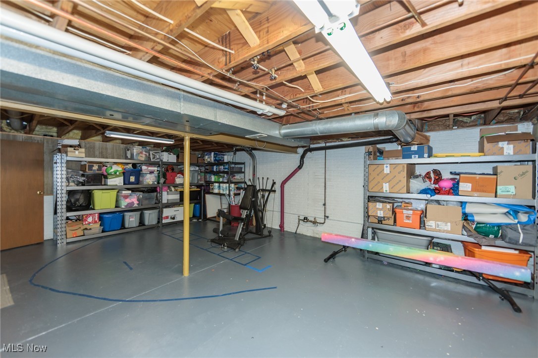 18987 Laurell Circle