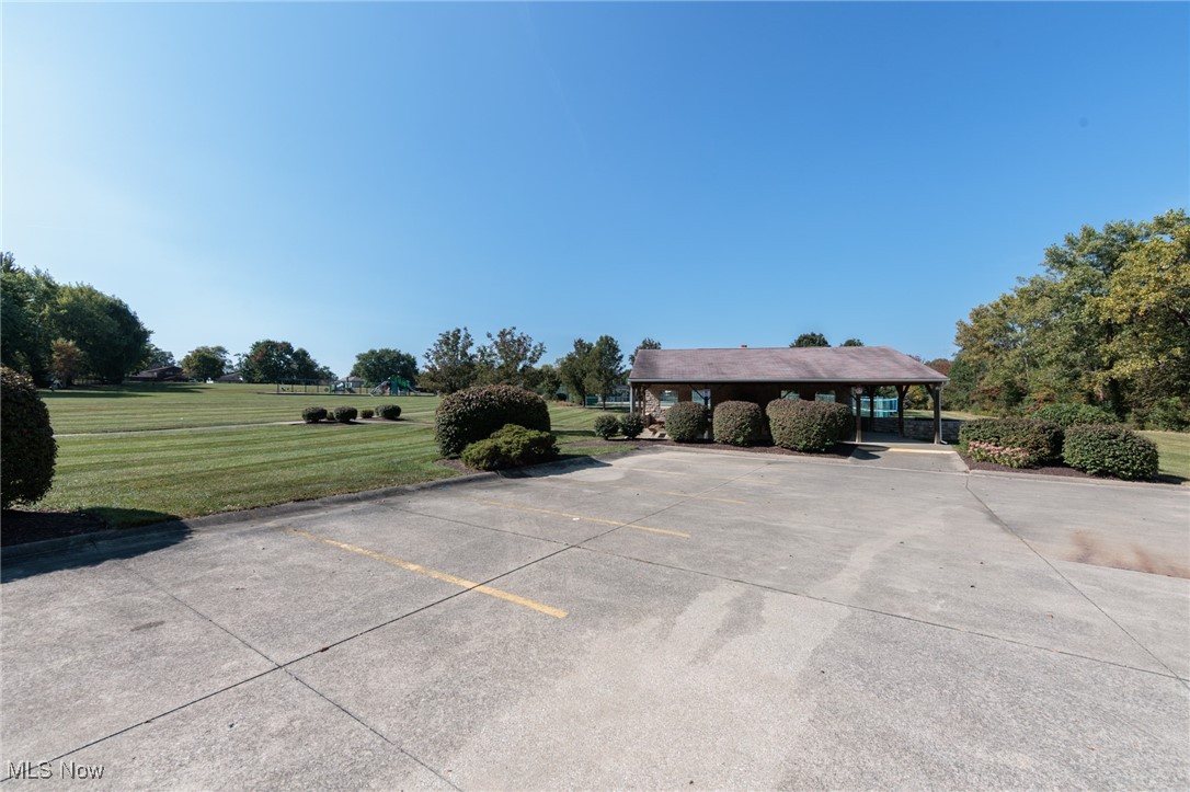 18987 Laurell Circle