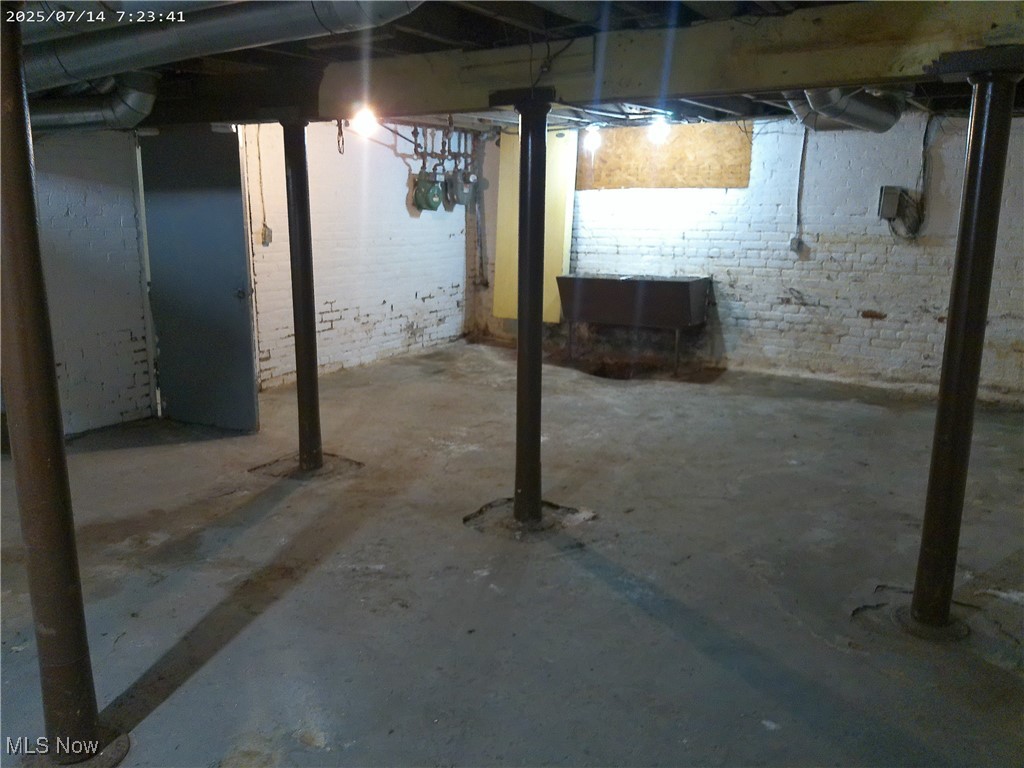 18804 Ironwood Avenue