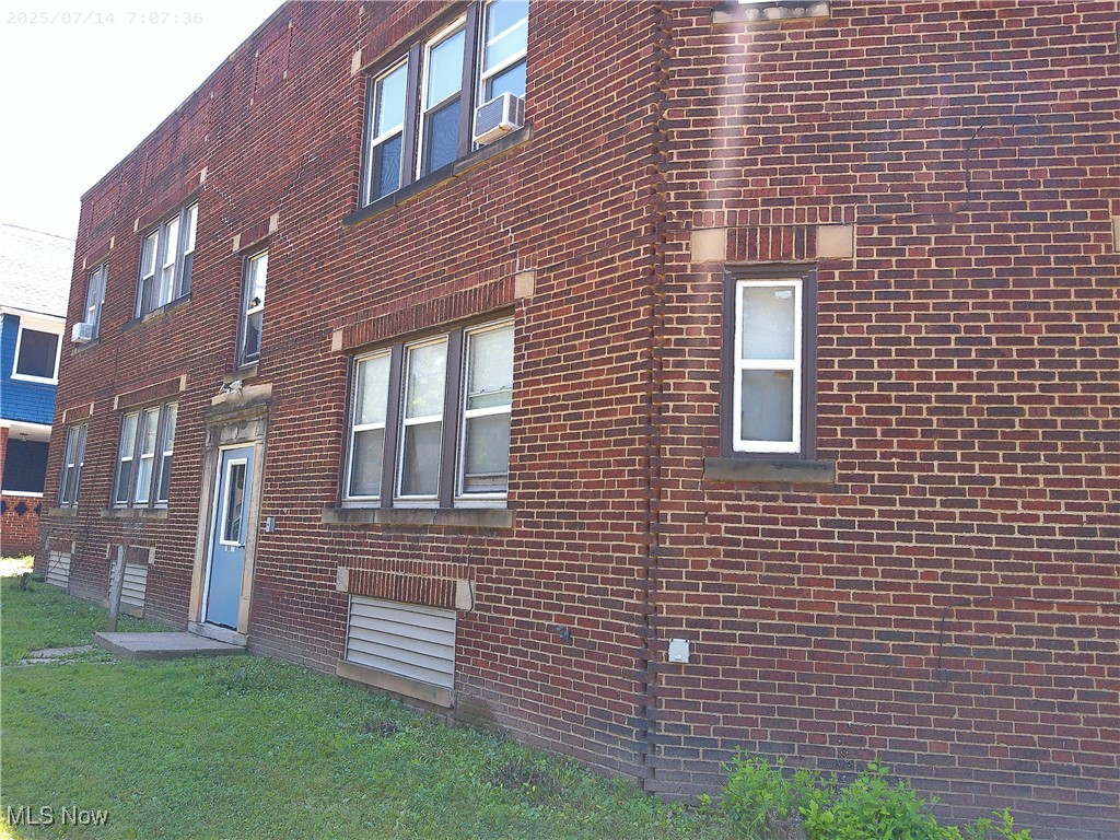 18804 Ironwood Avenue