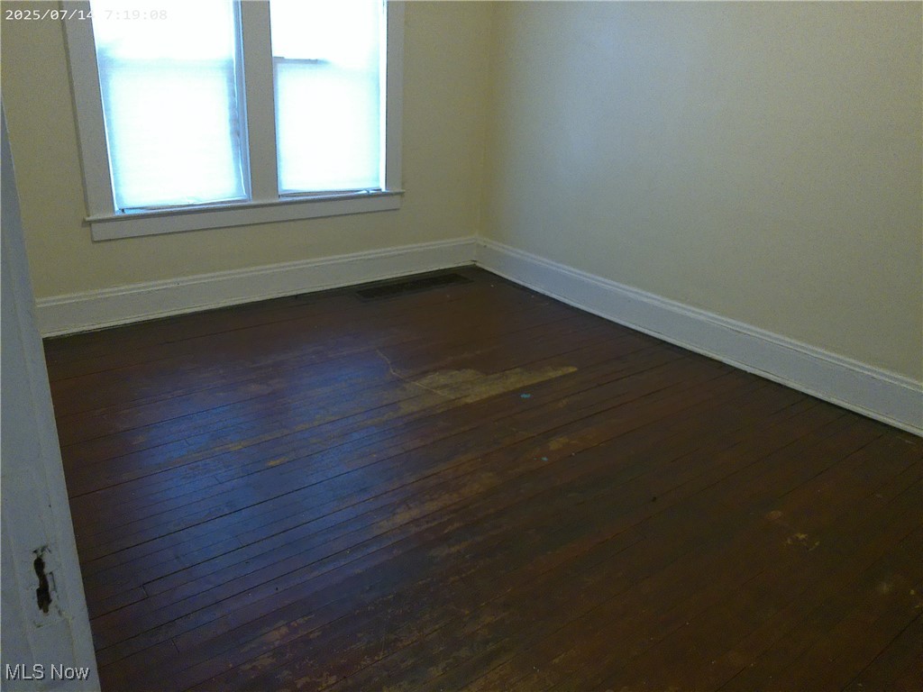 18804 Ironwood Avenue