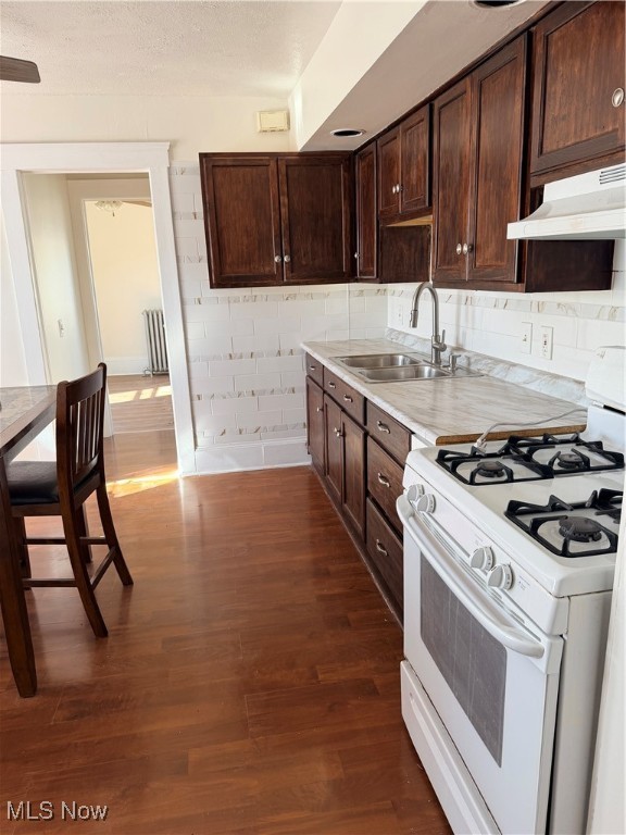 1794 W 54th Street #2, Up