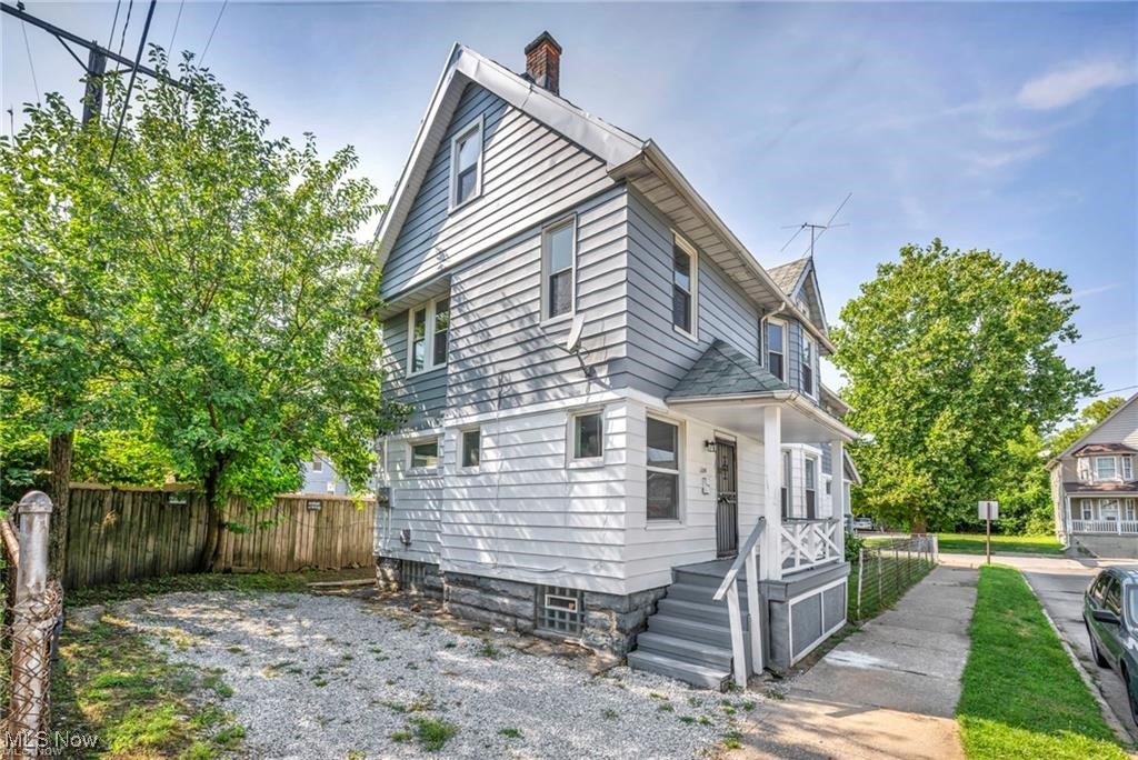 10136 North Boulevard