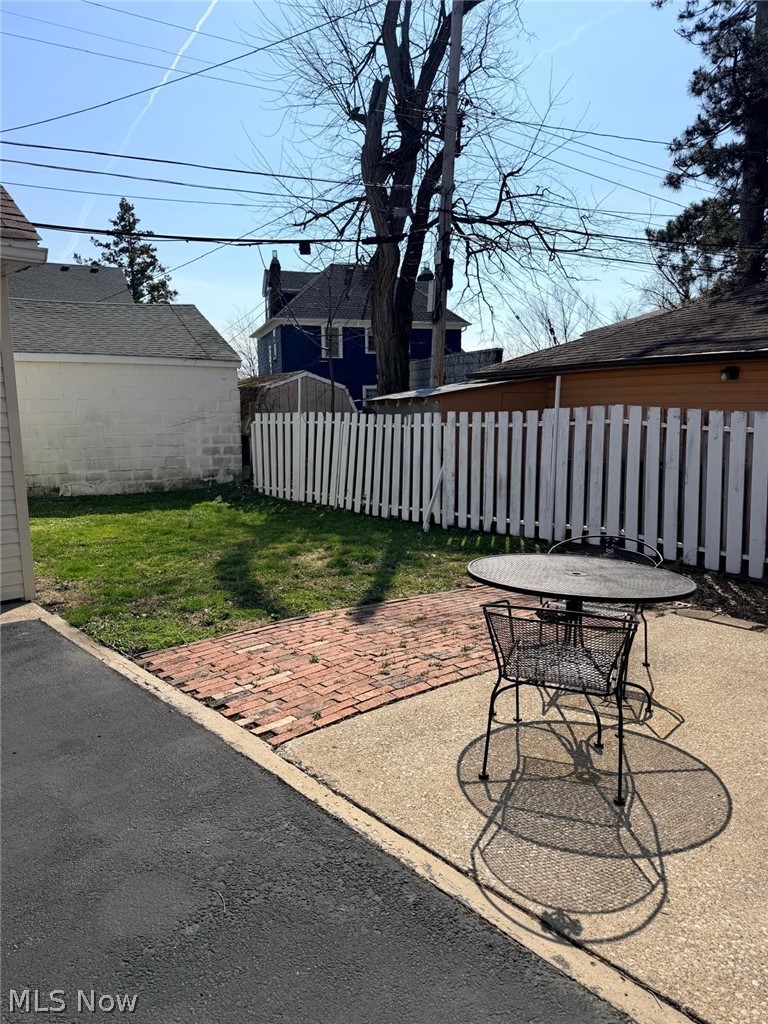 6227 Ridge Road